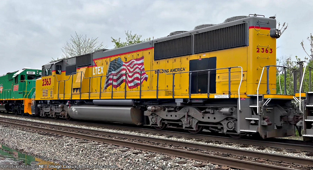UP 2363 has become an LTEX unit and as such is new to rrpa.
